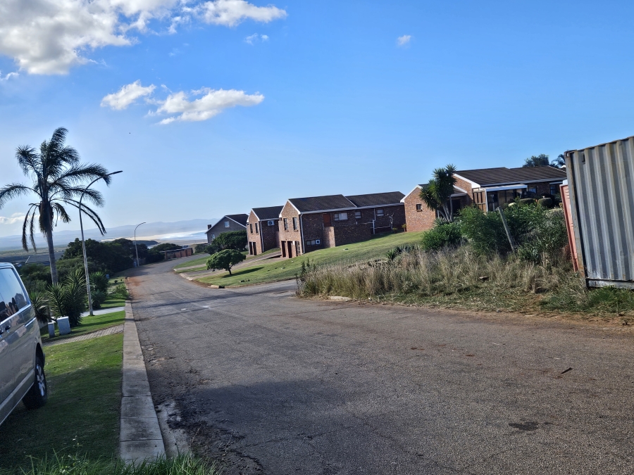 0 Bedroom Property for Sale in Wavecrest Eastern Cape